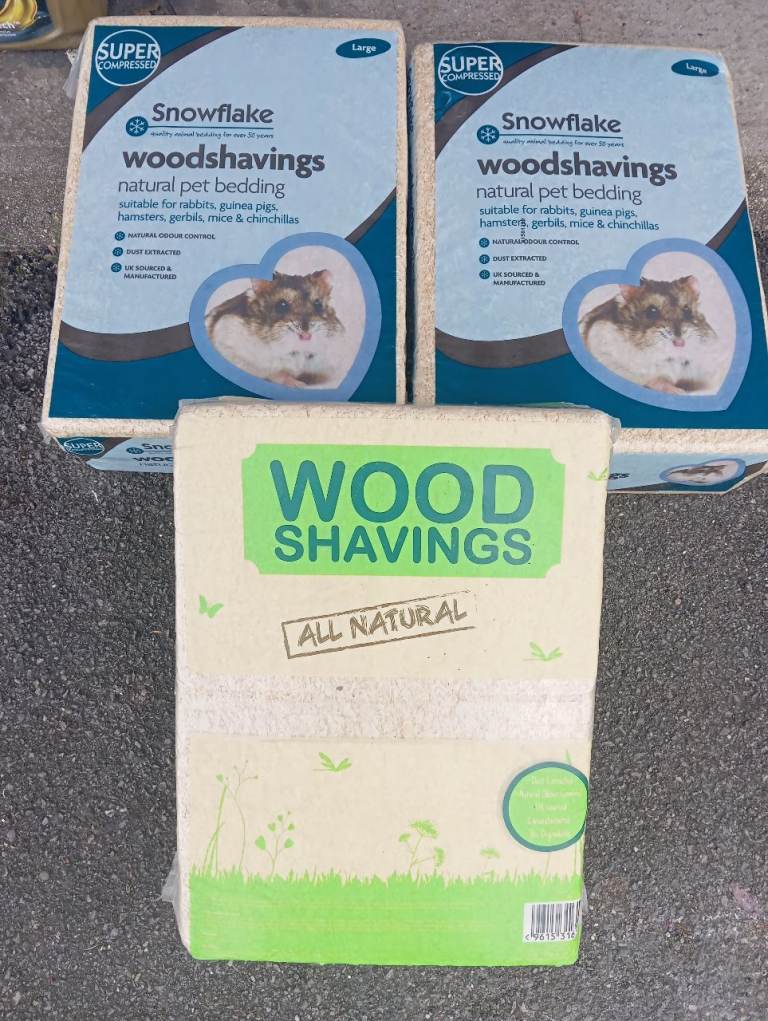 Woodshaving for pets cage