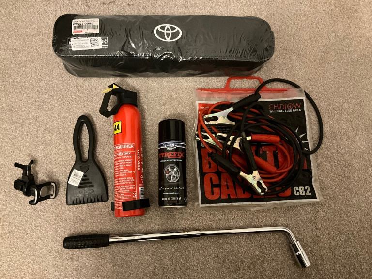 Toyota Genuine Emergency Car Kit, house clearance 