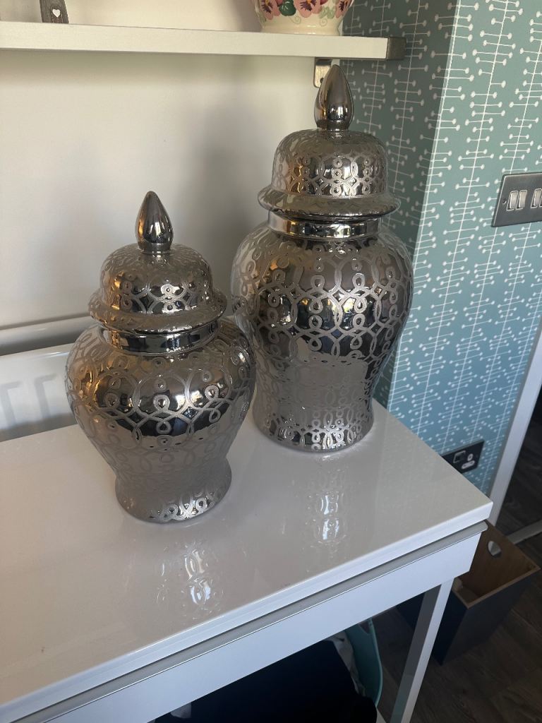 Pair Of Stunning REFINED HOMES Decorative Silver Swirl Lidded Ginger Jars