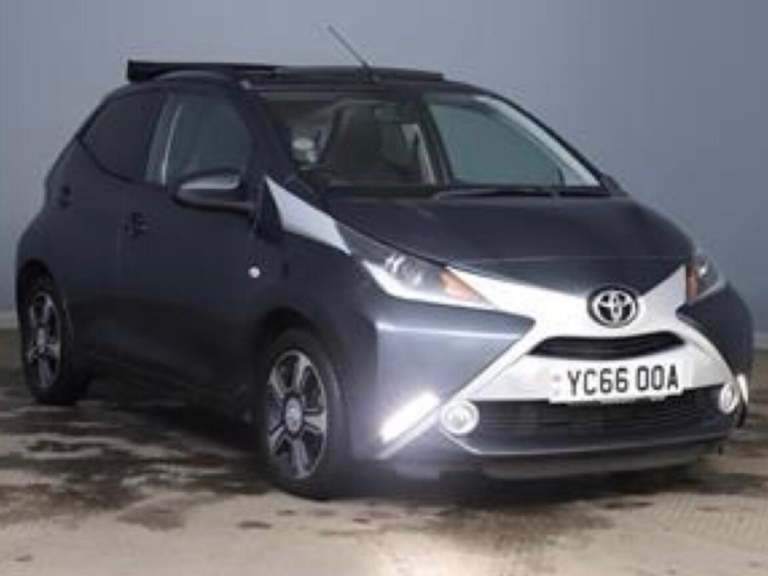  Toyota AYGO 1.0 VVT-i x-clusiv3 Funroof 5dr Petrol x-shift Euro 6 (Safety Sense) (68 ps Petrol A...