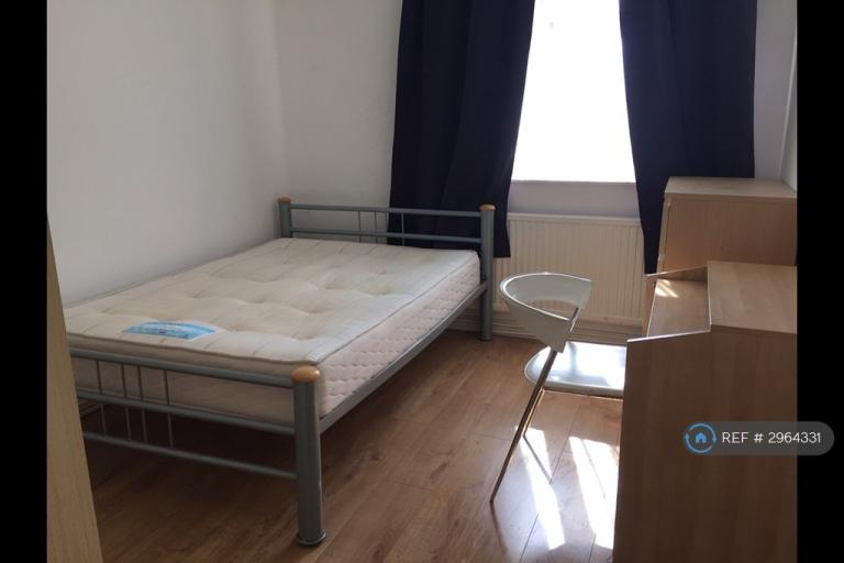 1 bedroom in Marcon Court, London, E8 (#2964331)