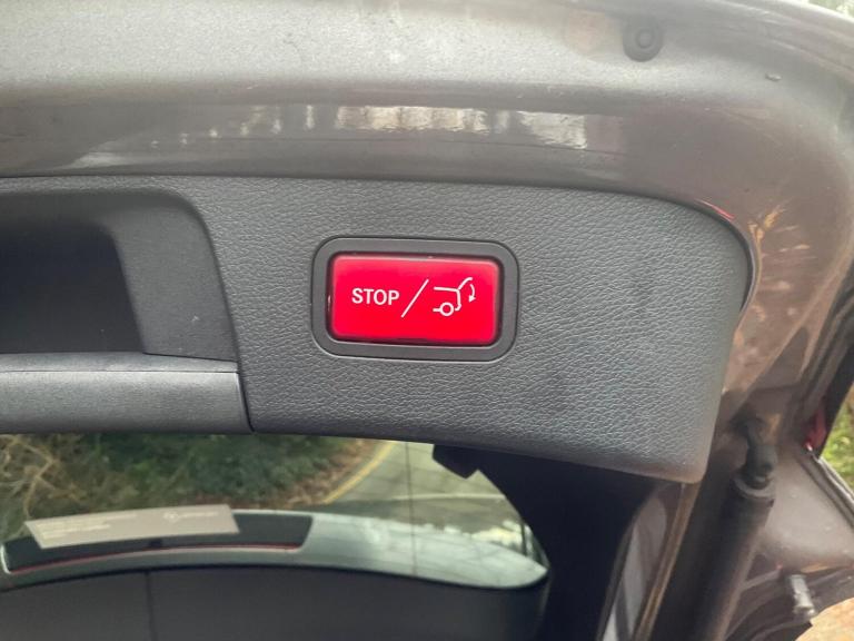 2015 Mercedes-Benz GLA 2.1 GLA220d AMG Line 7G-DCT 4MATIC Euro 6 (s/s) 5dr ESTATE Diesel Automatic