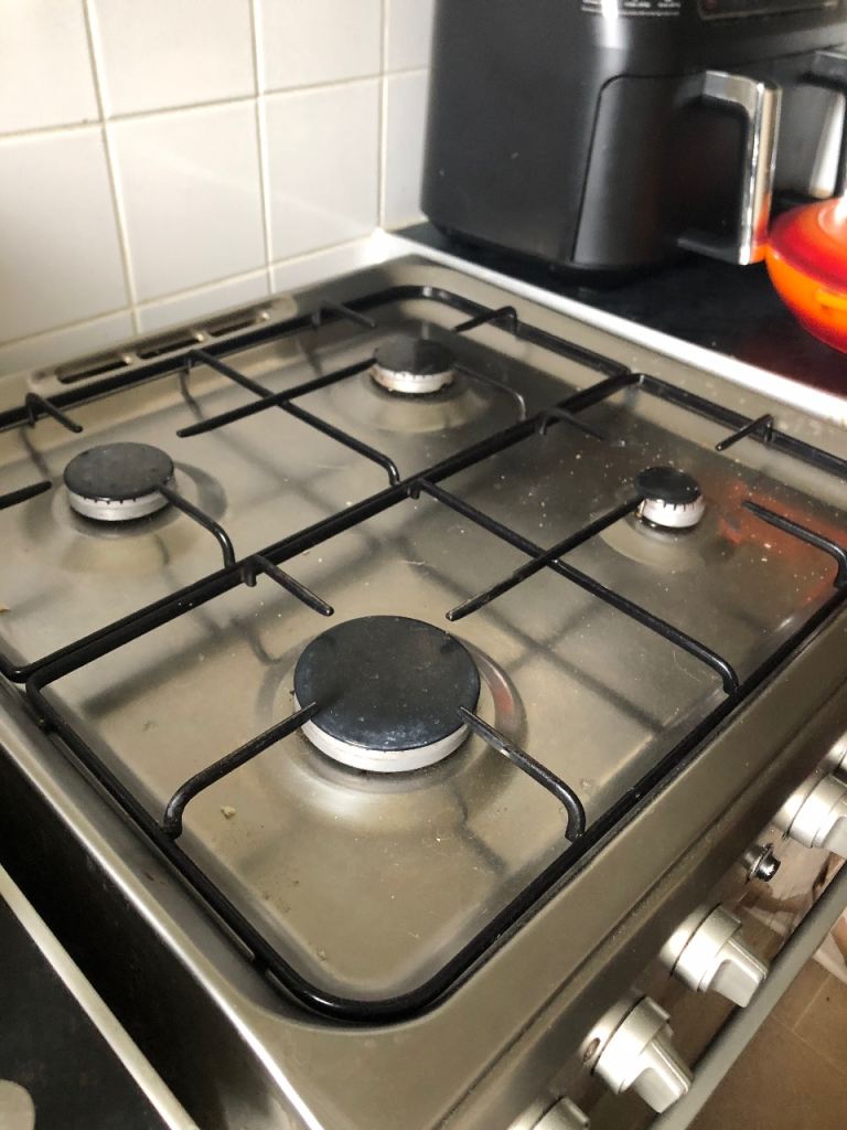 4 Hob Gas cooker + oven