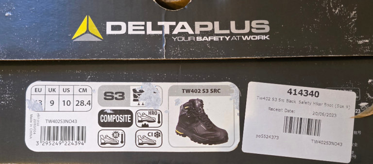 Brand new delta plus safety boots size 9