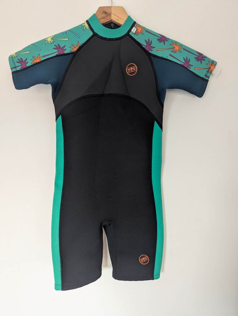 Kids Shorty Wetsuit – Good Condition