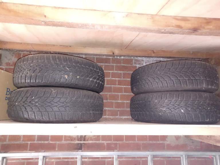 4 Snow/winter tyres 15 inch rims