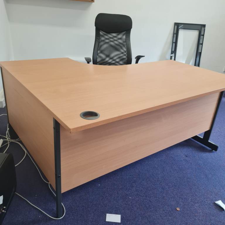 image for Beech managers corner office desks 