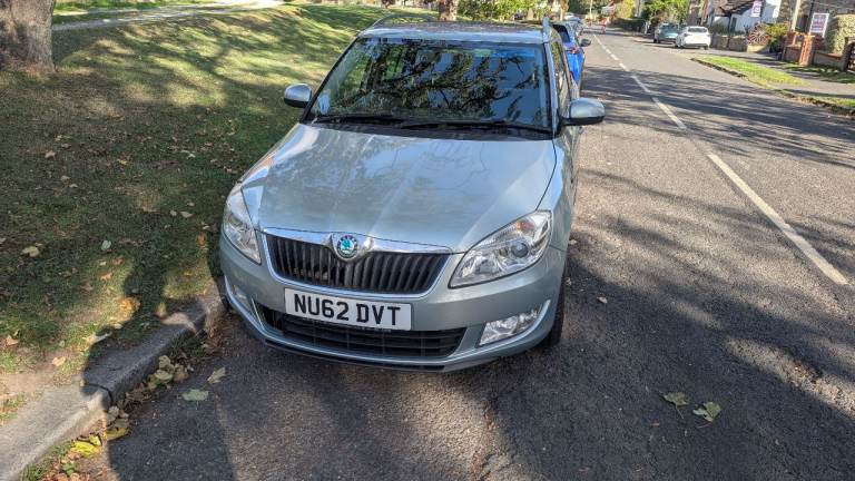 Skoda, FABIA, Estate, 2012, Manual, 1598 (cc), 5 doors