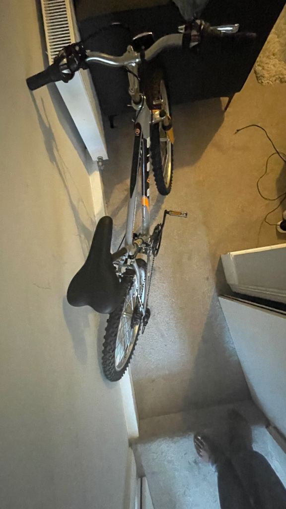 Basis Trackfinder 26” Mountain Bike  with front suspension – Great Condition