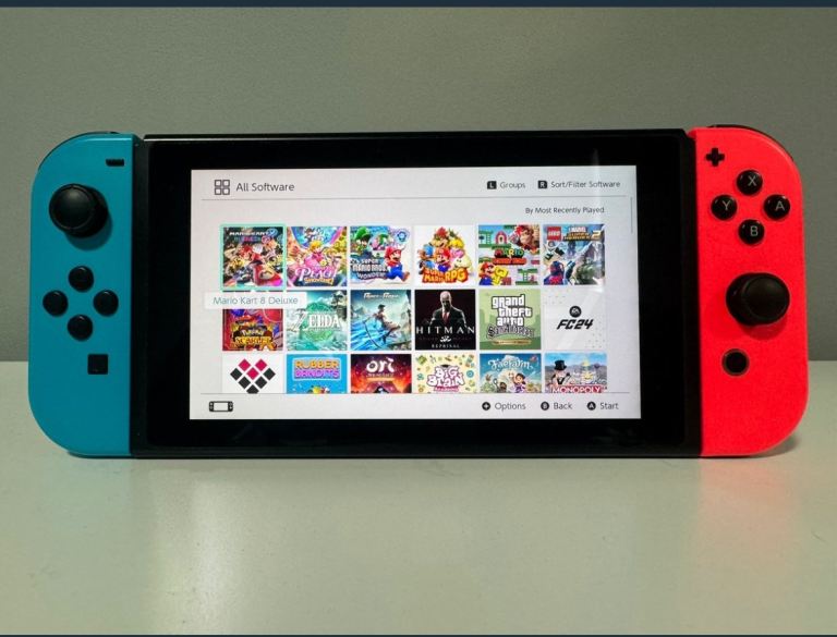 Nintendo Switch MOD + 100 Games & Accessories V1 Unpatched  