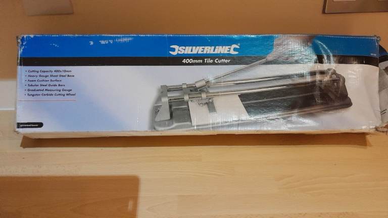 Tile cutter