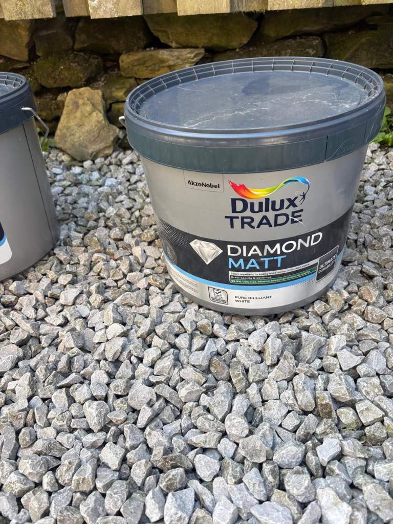 10L Dulux pure brilliant white Diamond matt emulsion