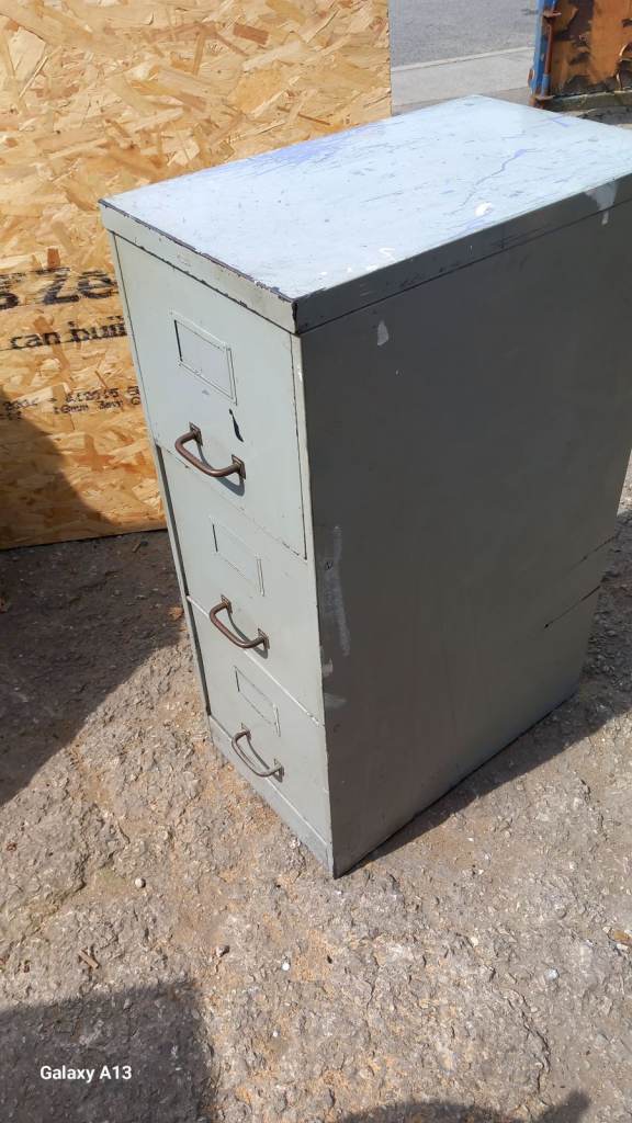 FILING CABINET