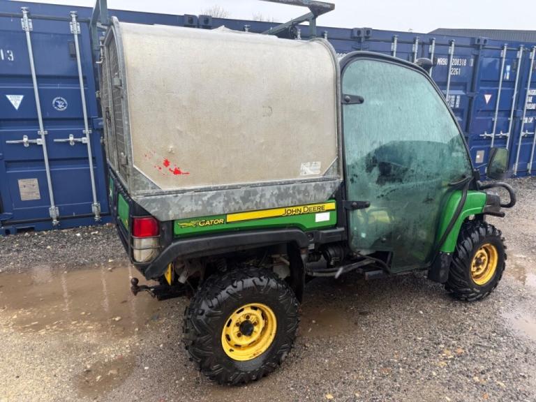  John Deere  Gator XUV 4X4 C Diesel
