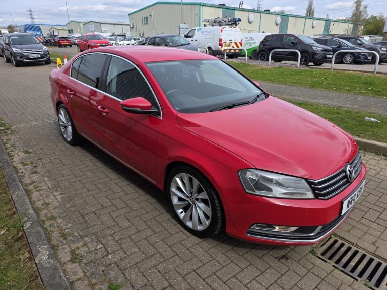 VOLKSWAGEN PASSAT 2.0 TDI BlueMotion Tech Sport Red Manual Diesel 2011