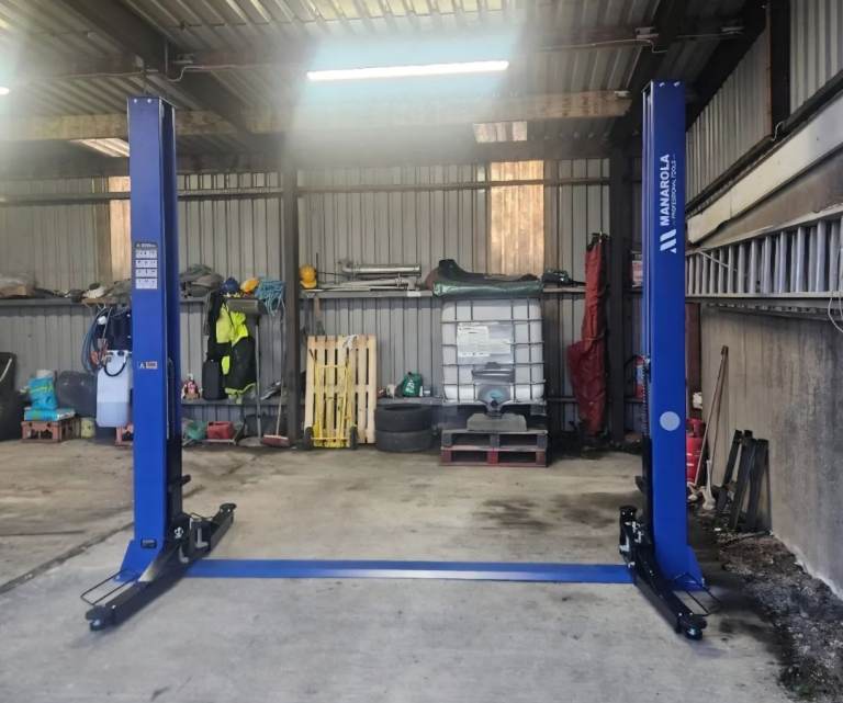 4 Ton 2 Post Lifts Manarola