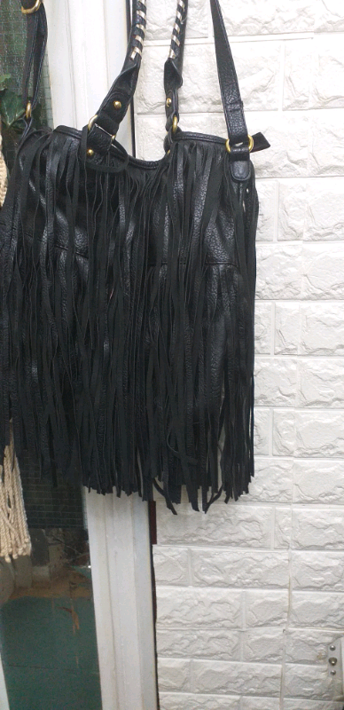 Women hand bag black 