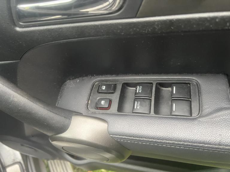 HONDA CR-V 2.2 i-DTEC EX Silver Manual Diesel 2011