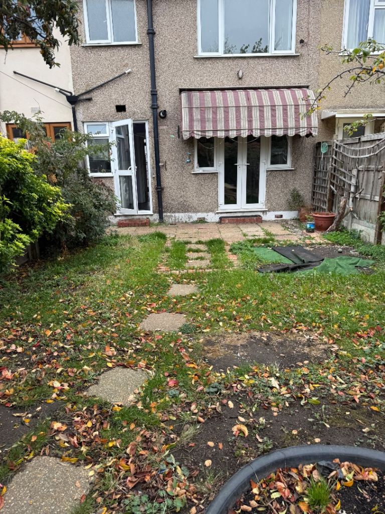 £1300 🏡 4-Bedroom House Available for Temporary Accommodation – Elm Park