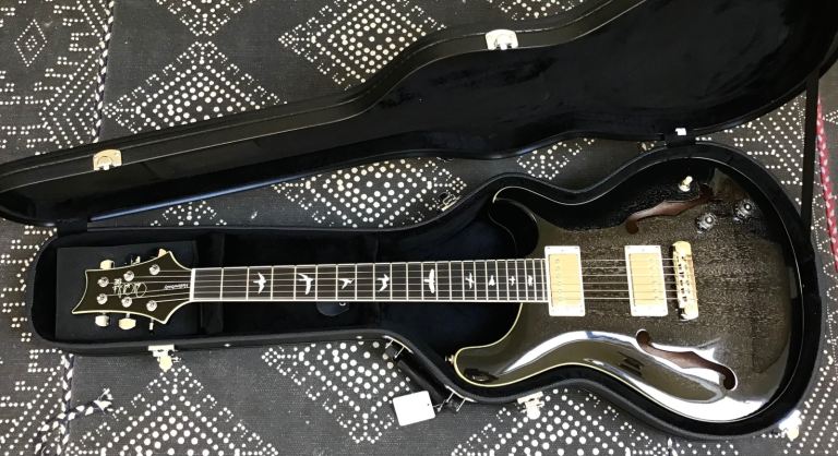 'BRAND NEW' PRS SE Hollowbody Guitar in Dog Hair Smokehouse & Hardcase, Rhiwbina.
