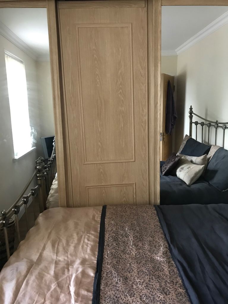 Double room to rent in a modern house