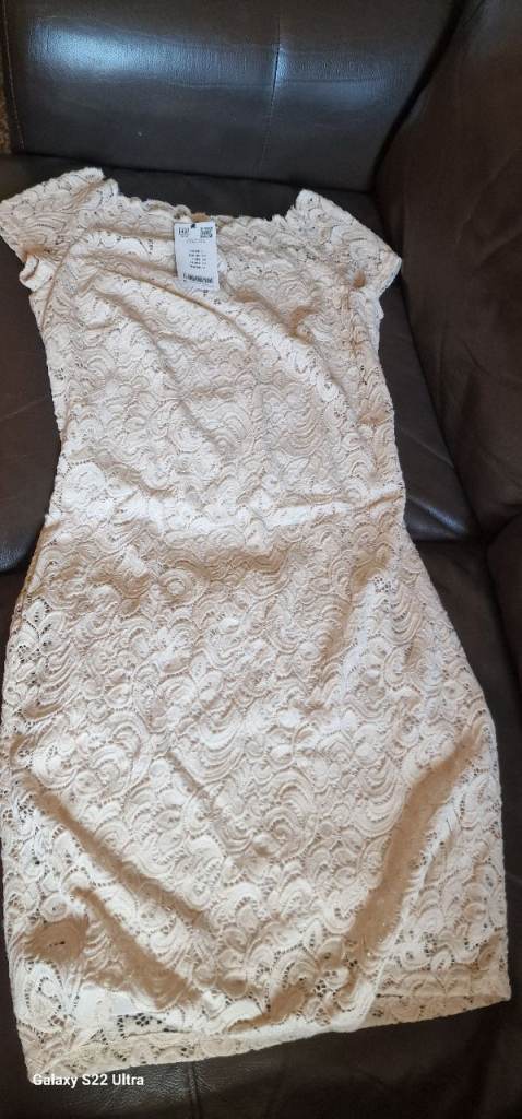 Lace midi dress