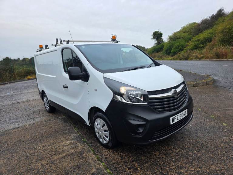 2015 vauxhall vivaro 97k miles full mot