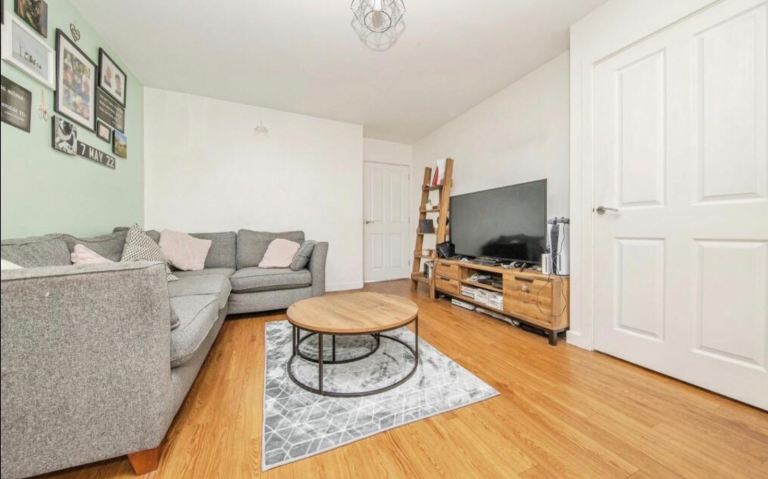 3 bedroom Apartment - Newly refurbished 