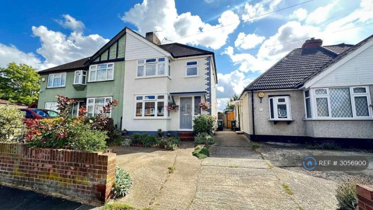 3 bedroom house in Chastilian Road, Dartford, DA1 (3 bed) (#3056900)