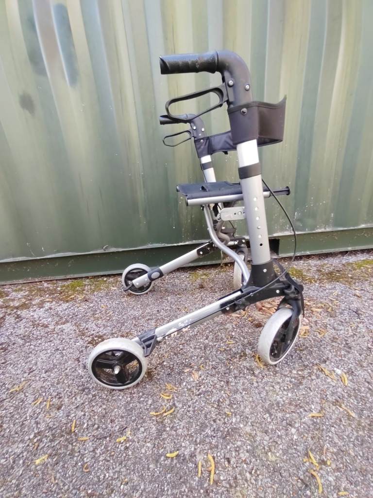 Rollator - City Walker – Lightweight Folding Rollator