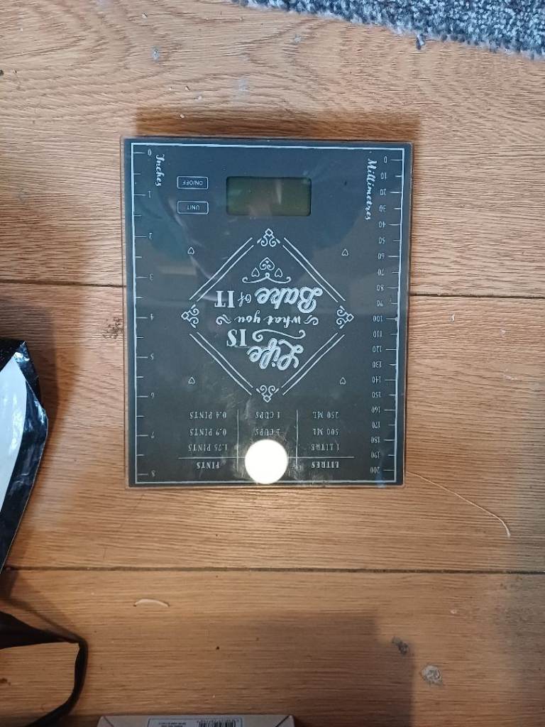 Dunelm electroinc bake of it kitchen scales 