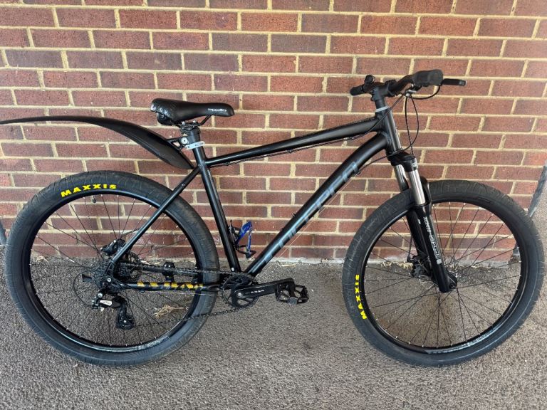 Carrera Vengeance MTB 20" frame 27.5wheels good condition