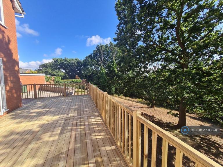 4 bedroom house in Buerton Close, Prenton, CH43 (4 bed) (#2730891)