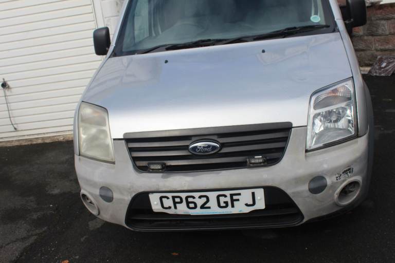 cp62-gfjpt2 -transit connect 90 t220 panel van light goods vehicle 2 axle ridge body 