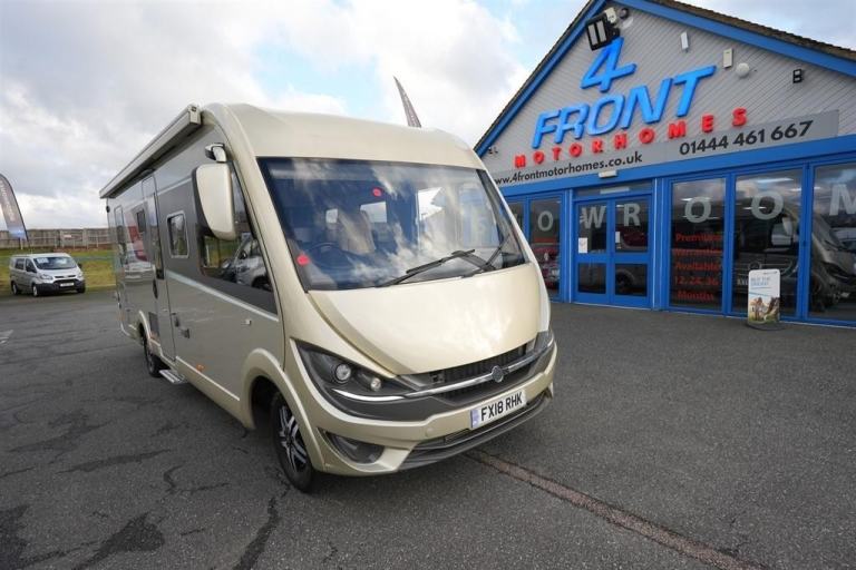 Burstner Ixeo i 736 FIAT 4 BERTH 4 TRAVEL SEAT A CLASS