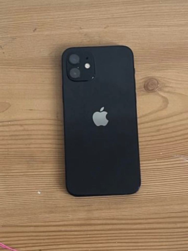 Apple iPhone 12 (Black) – Good Condition