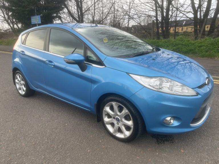 2011 Ford Fiesta 1.4 Titanium 5dr Auto HATCHBACK Petrol Automatic