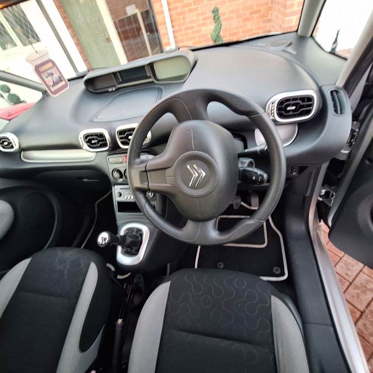 Citroen, C3 PICASSO, MPV, 2011, Manual, 1598 (cc), 5 doors