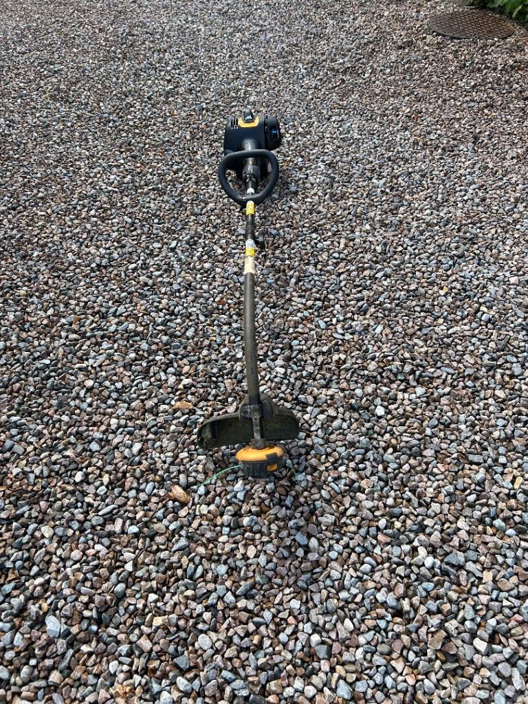 McCulloch Petrol Grass Strimmer