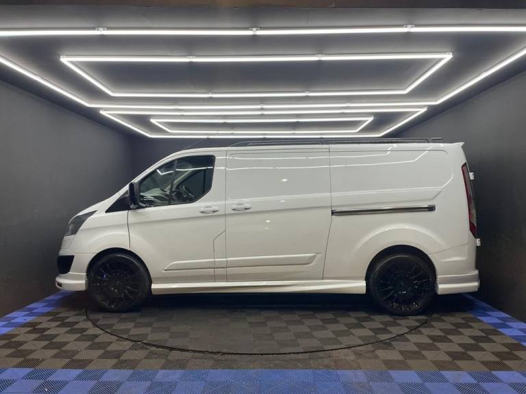 2015 Ford Transit Custom 2.2 TDCi 290 Trend Panel Van 5dr Diesel Manual L2 H1 (186 g/km, 123 bhp)...