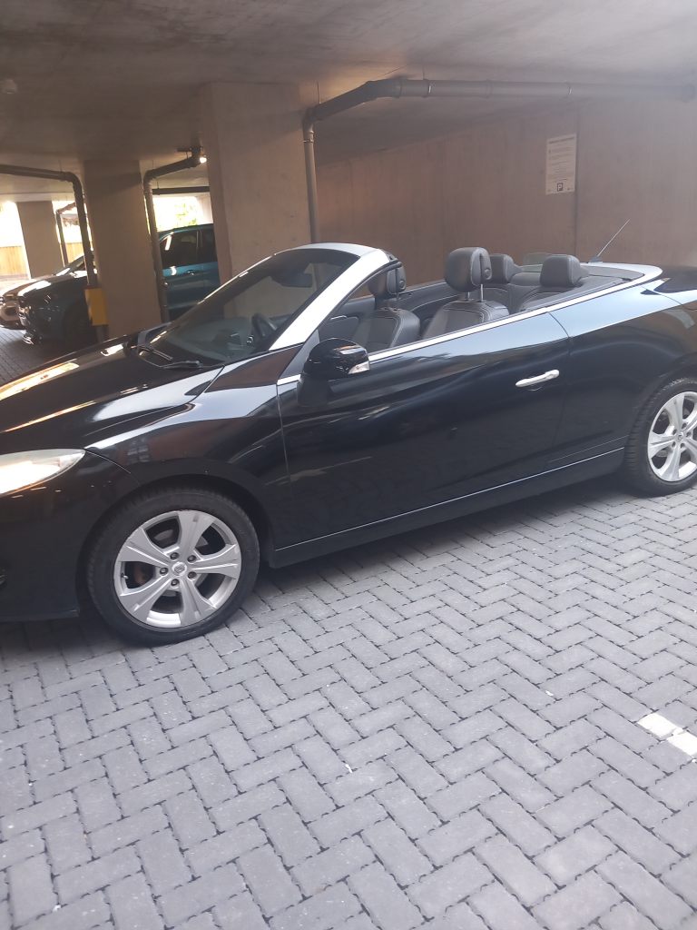 Renault, MEGANE, Convertible, 2011, Manual, 1870 (cc), 2 doors