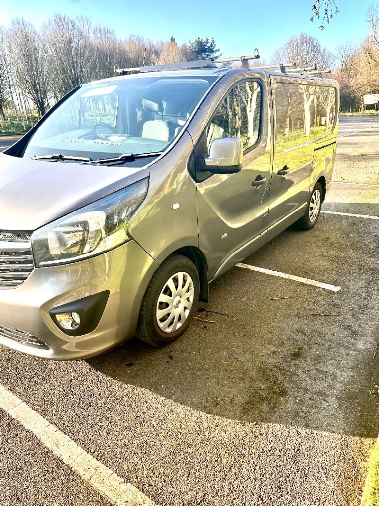 Vauxhall, VIVARO, Panel Van, 2015, Manual, 1598 (cc)