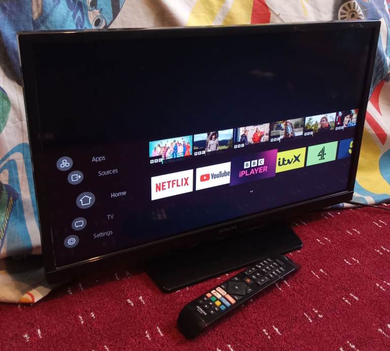 Hitachi smart 24 inch hd slim lightweight tv with remote 