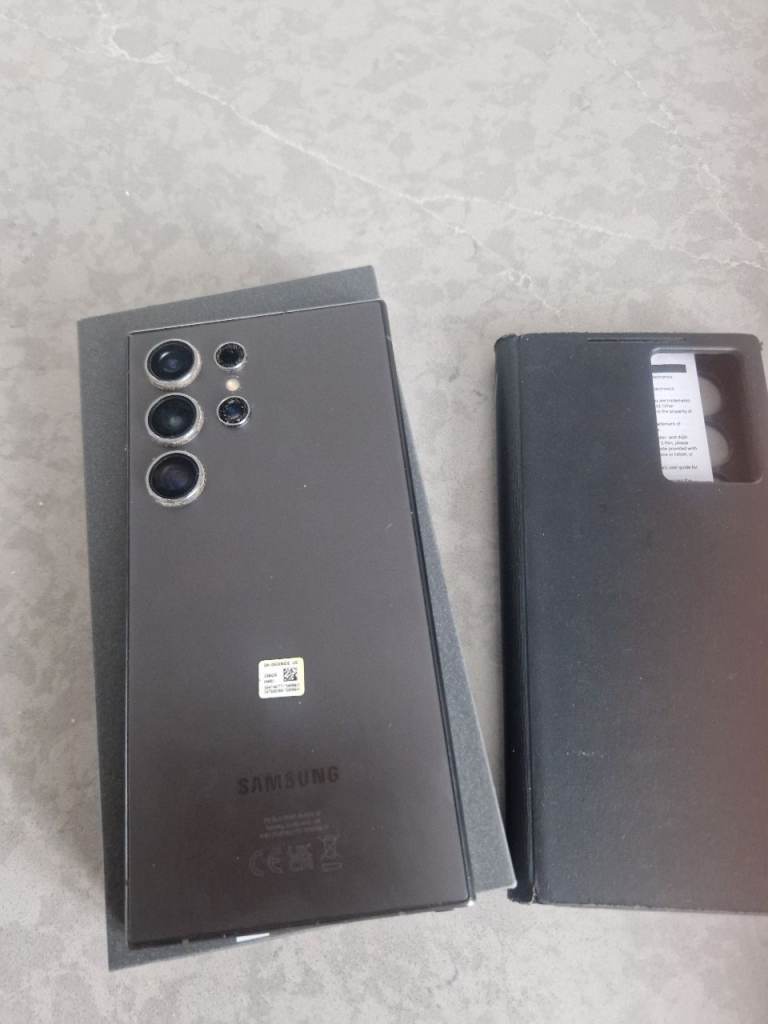 Samsung Galaxy S23 Ultra - Grey, As Good As New