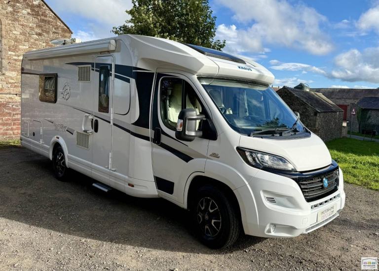 Knaus Sky TI Silver Selection  - 2016 - 2 fixed rear beds Motorhome for sale