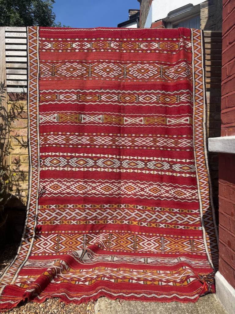 Moroccan Kilim Large Rug – Good Condition