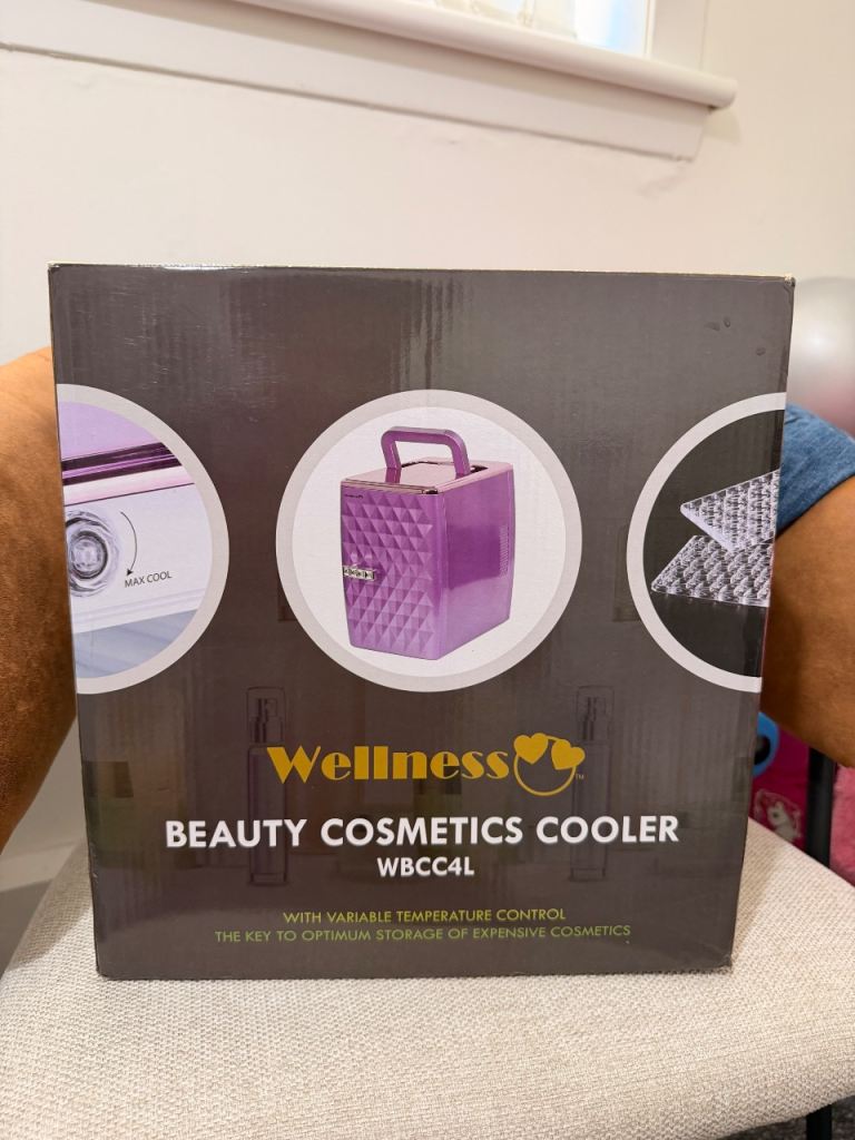 NEW Wellness Beauty Cosmetics Cooler WBCC4L