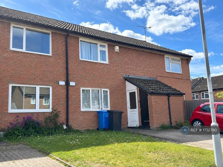 1 bedroom flat in Hooke Close, Poole, BH17 (1 bed) (#1732790)