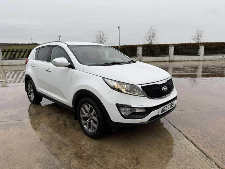 2016 kia sportage one owner from new 2keys Full service history 