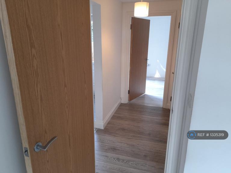 2 bedroom flat in Highland Road, Maidstone, ME15 (2 bed) (#1335319)